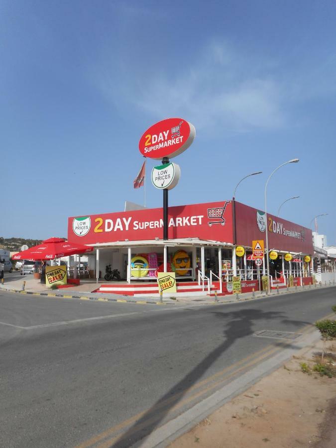 Kkaras Hotel 3 Star Agia Napa Exterior foto